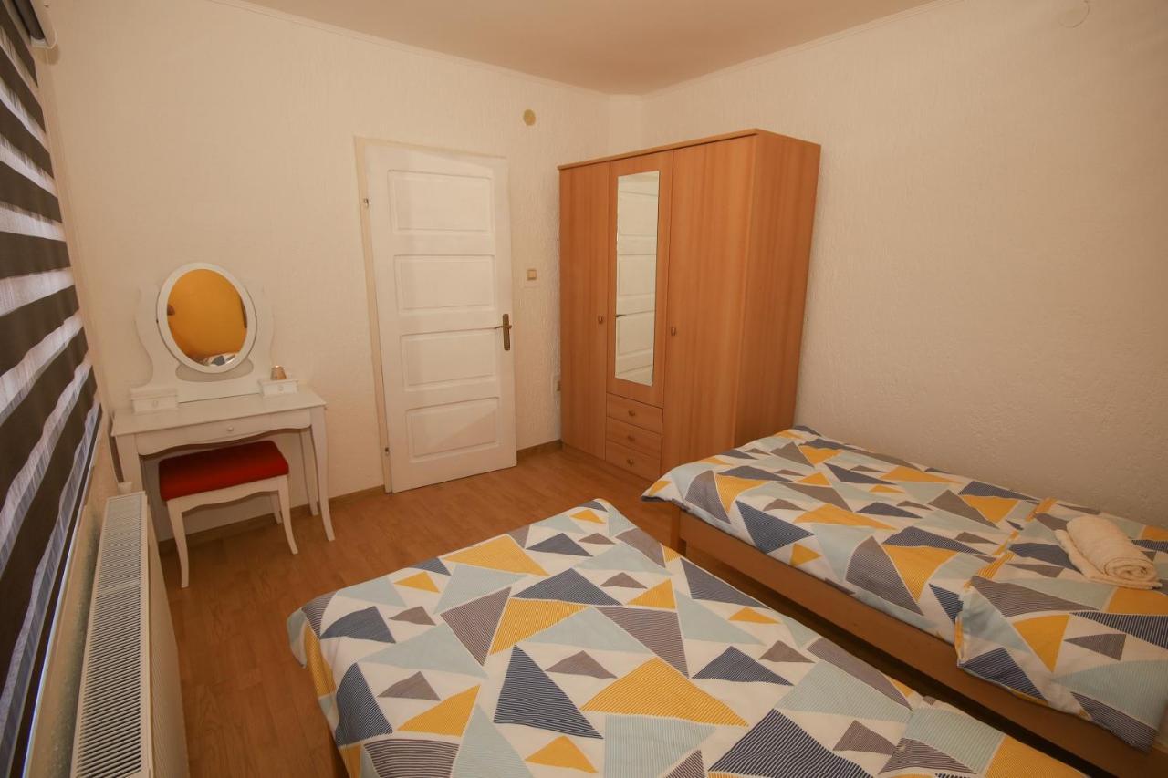 Apartments Sweet Home Otočac Dış mekan fotoğraf