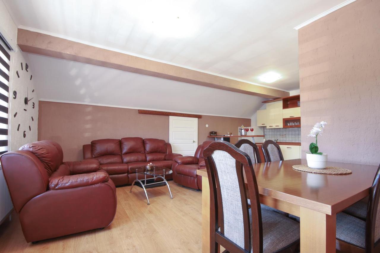 Apartments Sweet Home Otočac Dış mekan fotoğraf